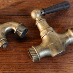 Appareillage plomberie tonneaux