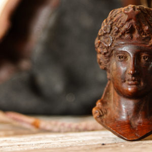 Pipe en bois de bruyère, sculptée Marianne, début XXème