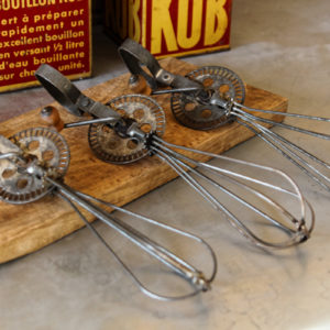 3 batteurs mécaniques - fouets vintage