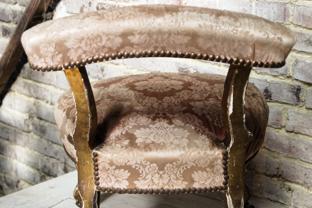 Chaise "voyeuse" Napoléon III, pieds dorés à l'or fin – Image 8