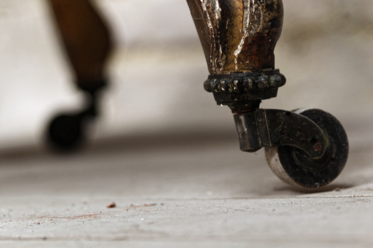 Chaise "voyeuse" Napoléon III, pieds dorés à l'or fin – Image 9