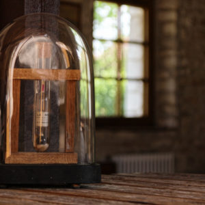 Ancien densimètre Le Normand, sous globe