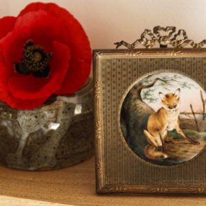 Miniature sur porcelaine figurant un renard