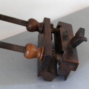 Ancien rabot bouvet en cormier et acier