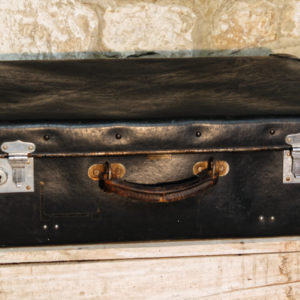 Valise en carton et cuir, bleu marine, English make