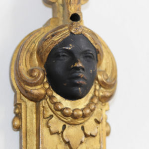 VENDU - Importante paire d'embrases de rideaux en bronze, style Louis XVI avec nubiens