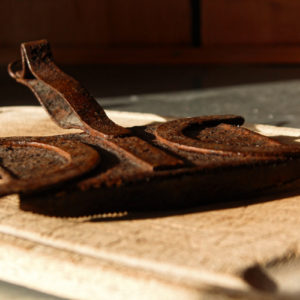 Ancienne étrille - art populaire