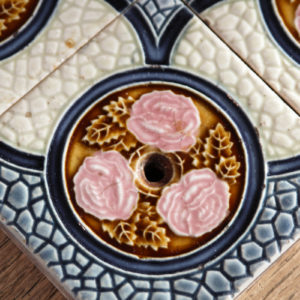 Carrelage art déco en majolique