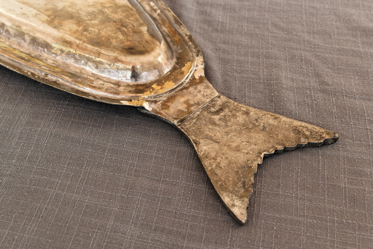 Ancien plat à poisson en métal argenté – Image 7
