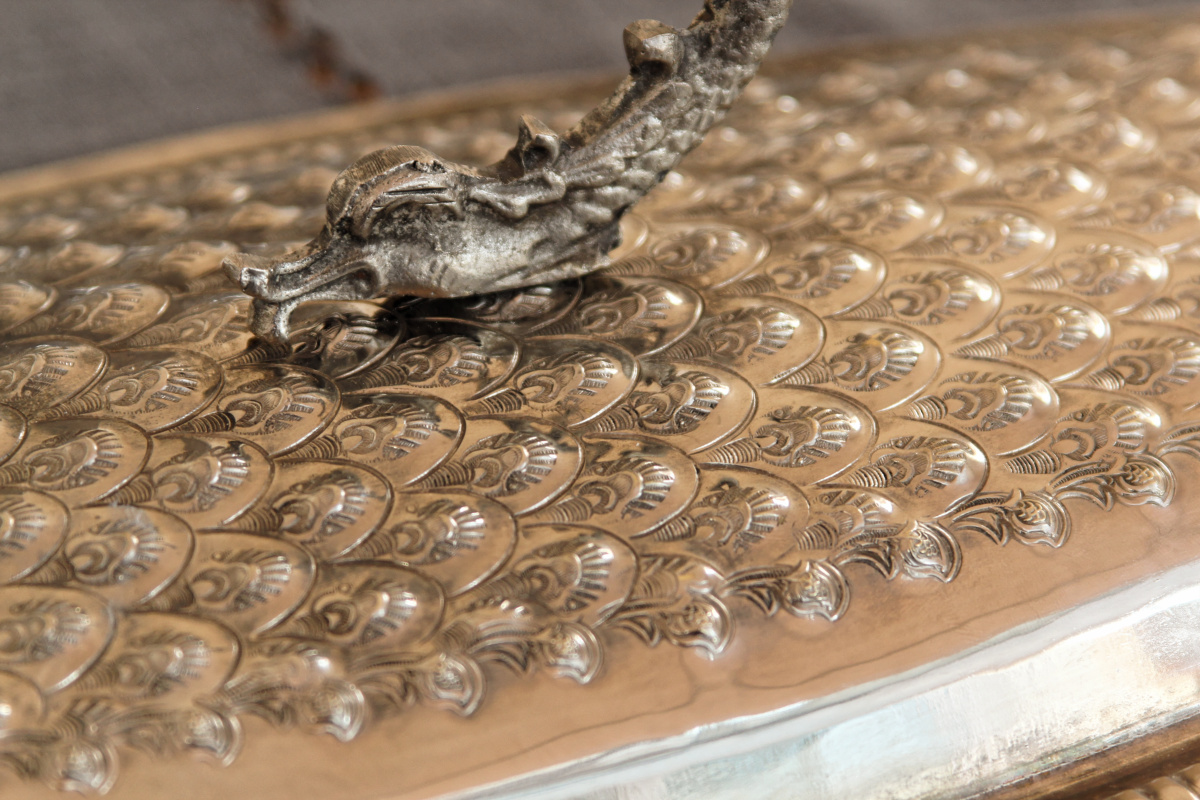 Ancien plat à poisson en métal argenté – Image 4