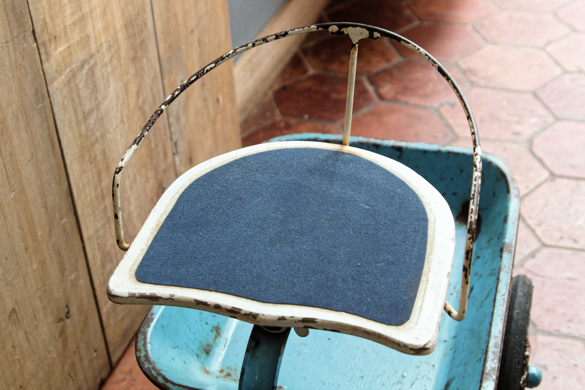 Tricycle benne décoratif - années 50 – Image 4