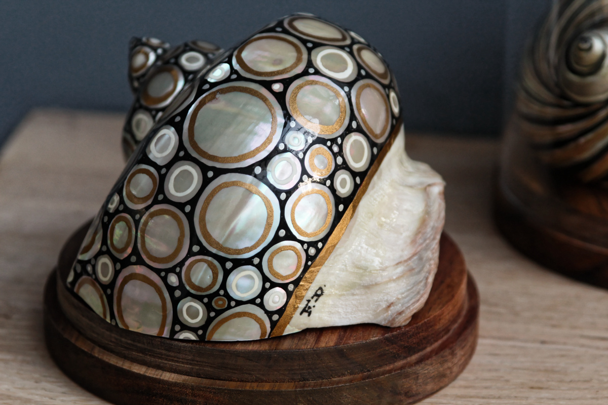 RESERVE - Trio de coquillages décorés - sous globes – Image 8