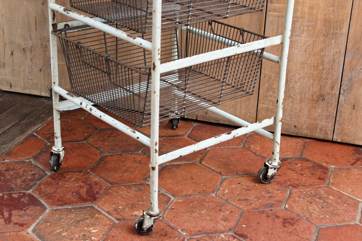 Ancienne desserte roulante de cuisine – Image 7