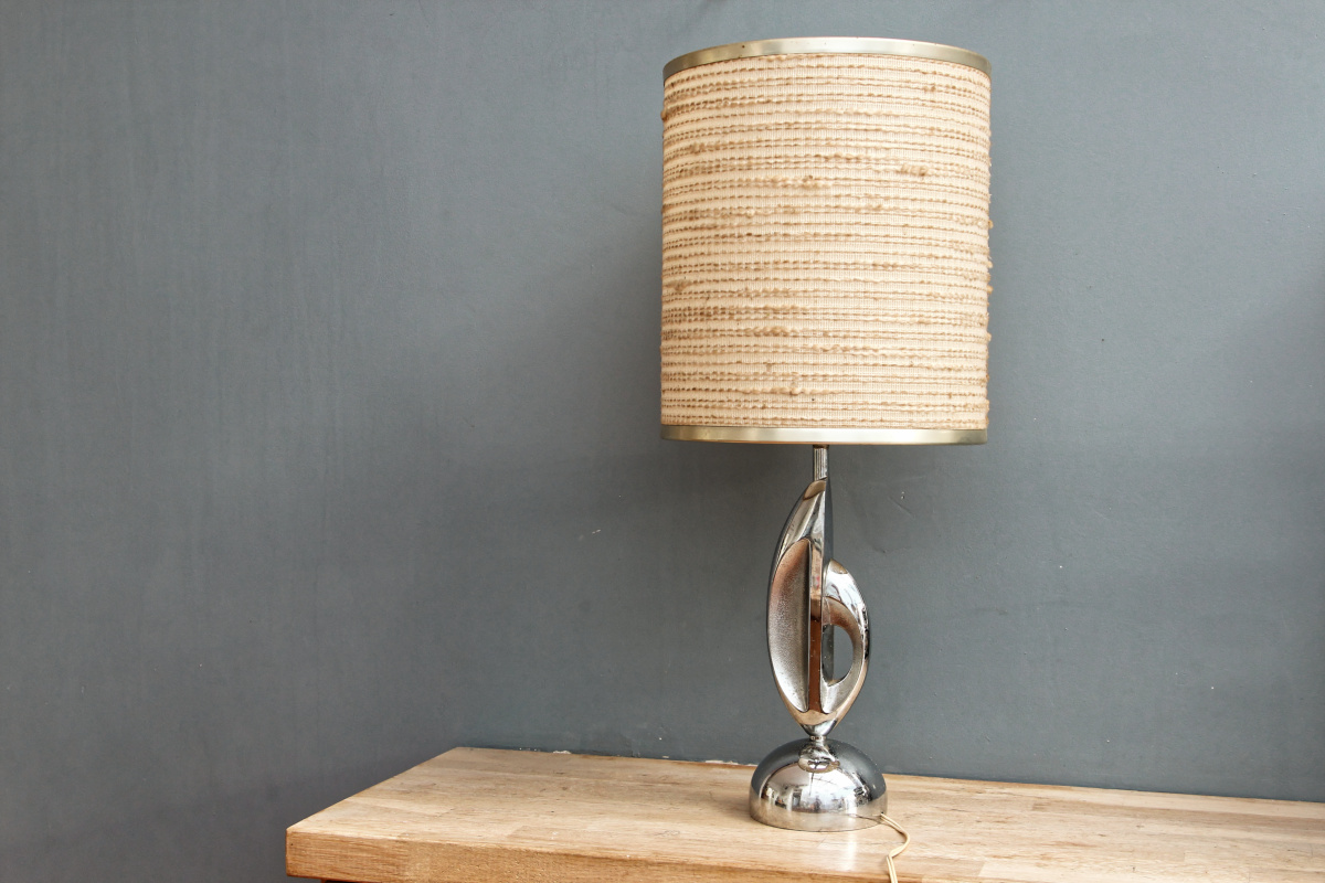 VENDU - Lampe space age 70' - fonte d'acier chromé