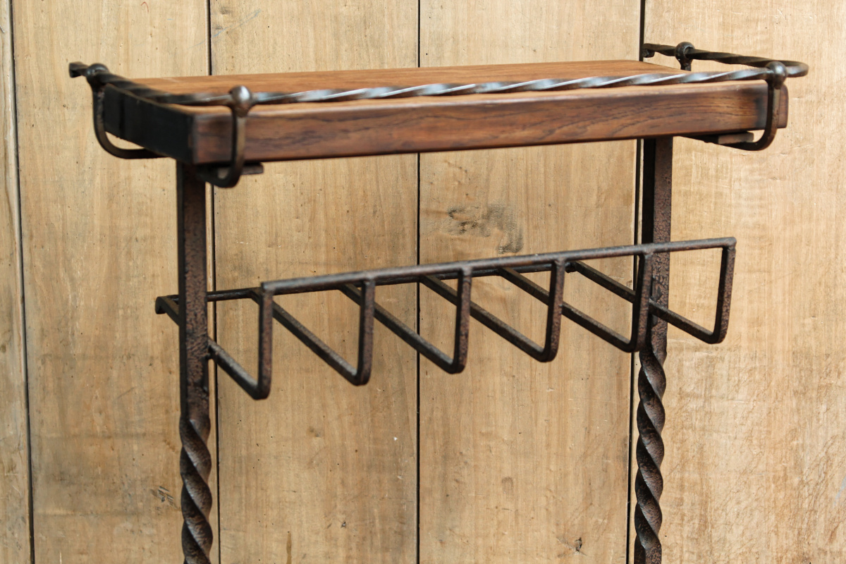 Bout de canapé brutaliste, années 50