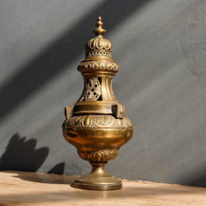 Encensoir, laiton repoussé - 19ème siècle