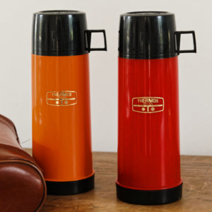 Set de deux thermos vintage