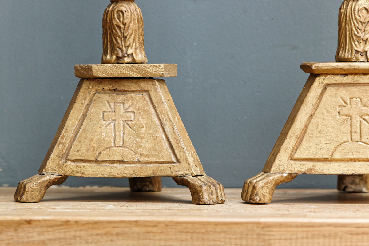 Paire de pique cierges d'église en bois - 18ème siècle – Image 17