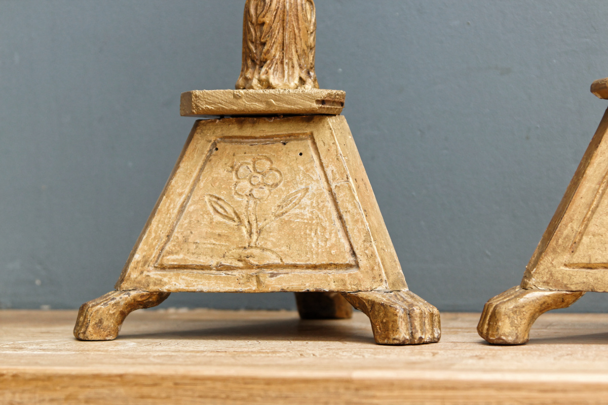 Paire de pique cierges d'église en bois - 18ème siècle – Image 13