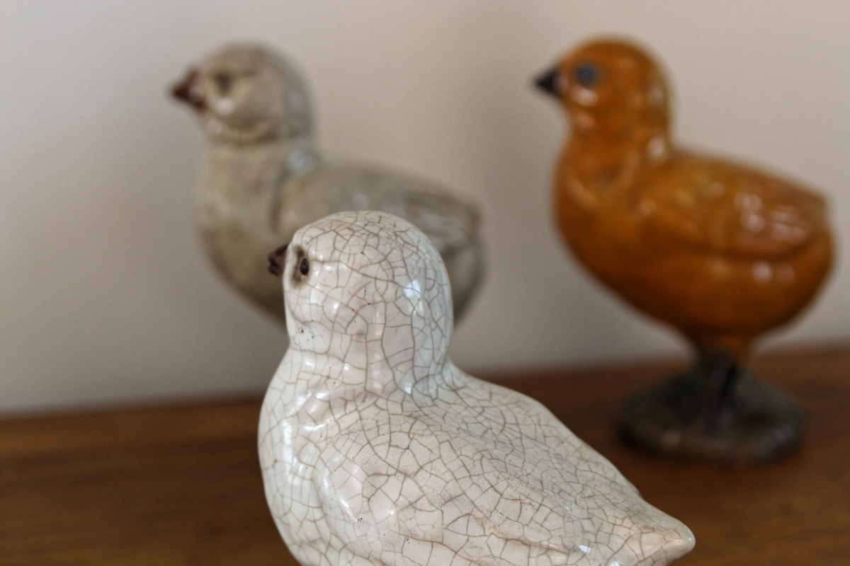 Lot de 6 poussins en majolique - origine Bavent – Image 6