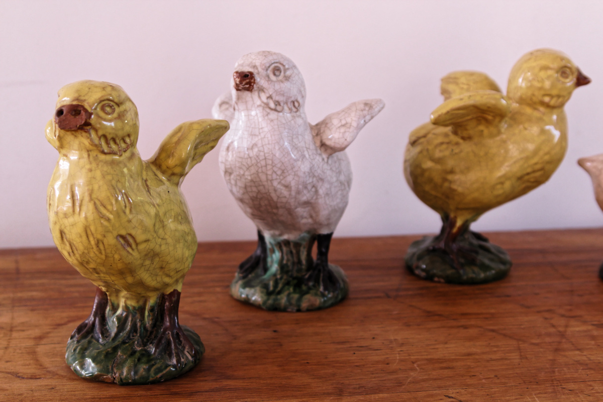 Lot de 6 poussins en majolique - origine Bavent – Image 11