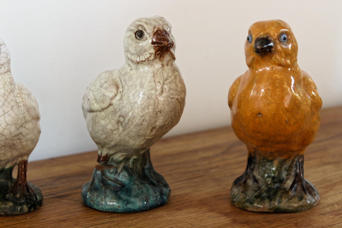 Lot de 6 poussins en majolique - origine Bavent – Image 10